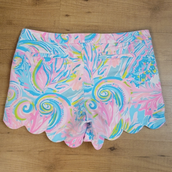 Lilly Pulitzer Shorts - Picture 9 of 12